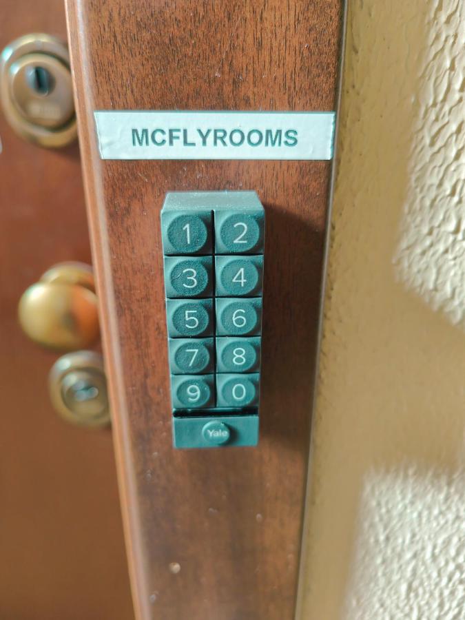 Mc Fly Rooms Malpensa Airport غالاّراتي المظهر الخارجي الصورة